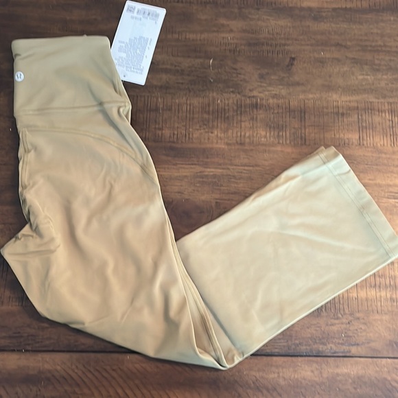 Groove crop 23” pants - Picture 3 of 5